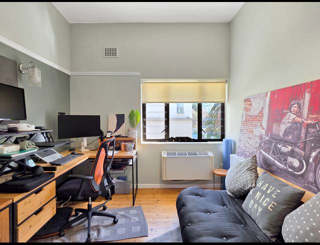 3 BEDROOM APARTMENT FOR SALE IN BANTRY BAY